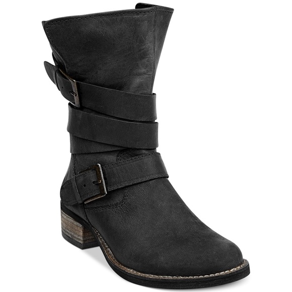 Steve Madden ‘Brewzzer’ Belted Boots - Picture 8 of 9